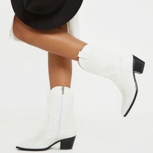 ❌SOLD❌ PLT White stitch western boots